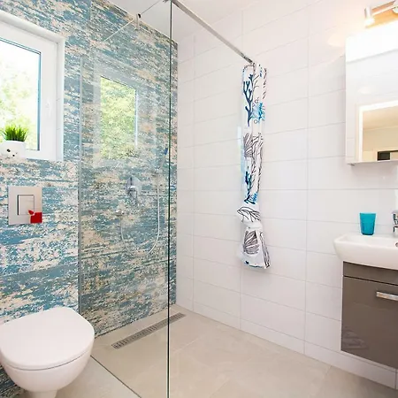 펜션 Caloroczne Klif - Nowoczesne Dwupoziomowe Nad Morzem